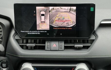 Toyota RAV4, 2025 год, 3 890 000 рублей, 24 фотография