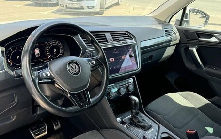 Volkswagen Tiguan II, 2018 год, 2 388 000 рублей, 5 фотография