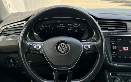 Volkswagen Tiguan II, 2018 год, 2 388 000 рублей, 8 фотография