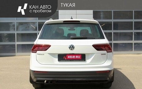 Volkswagen Tiguan II, 2018 год, 2 388 000 рублей, 4 фотография