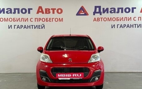 Peugeot 107 I рестайлинг, 2013 год, 523 000 рублей, 2 фотография