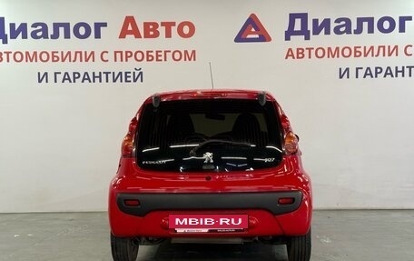 Peugeot 107 I рестайлинг, 2013 год, 523 000 рублей, 4 фотография