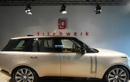 Land Rover Range Rover IV рестайлинг, 2025 год, 30 500 000 рублей, 4 фотография