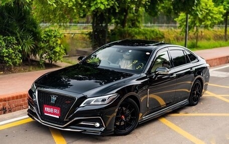 Toyota Crown, 2021 год, 2 900 000 рублей, 1 фотография