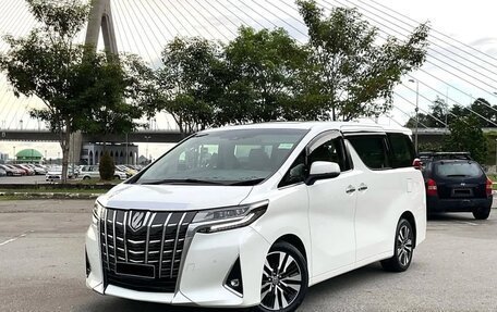 Toyota Alphard III, 2021 год, 3 350 000 рублей, 1 фотография