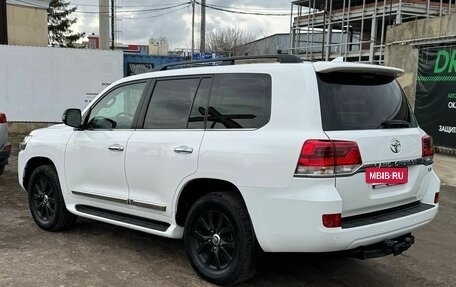 Toyota Land Cruiser 200, 2018 год, 5 000 000 рублей, 4 фотография