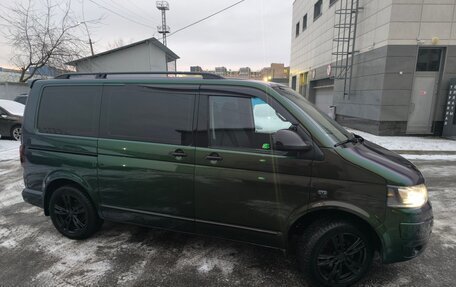 Volkswagen Multivan T5, 2014 год, 2 700 000 рублей, 2 фотография