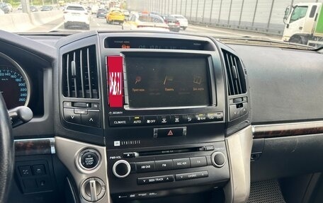Toyota Land Cruiser 200, 2011 год, 2 600 000 рублей, 20 фотография