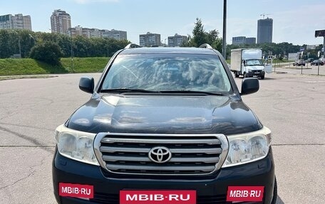 Toyota Land Cruiser 200, 2011 год, 2 600 000 рублей, 16 фотография
