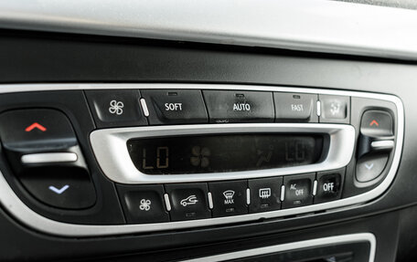 Renault Fluence I, 2012 год, 640 000 рублей, 19 фотография