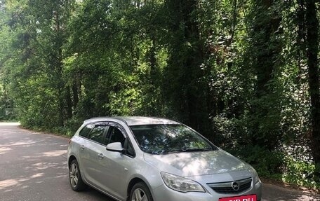 Opel Astra J, 2012 год, 1 000 000 рублей, 2 фотография
