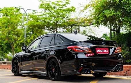 Toyota Crown, 2021 год, 2 900 000 рублей, 6 фотография