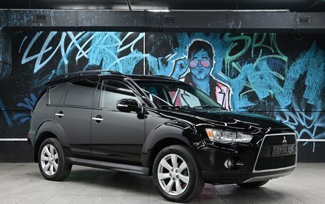 Mitsubishi Outlander III рестайлинг 3, 2011 год, 1 095 000 рублей, 2 фотография