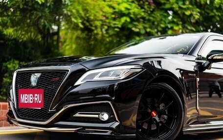 Toyota Crown, 2021 год, 2 900 000 рублей, 18 фотография