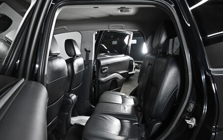 Mitsubishi Outlander III рестайлинг 3, 2011 год, 1 095 000 рублей, 15 фотография