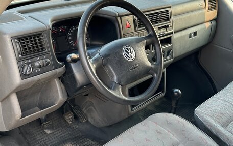 Volkswagen Transporter T4, 2001 год, 690 000 рублей, 11 фотография