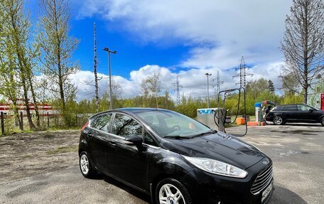 Ford Fiesta, 2015 год, 700 000 рублей, 3 фотография