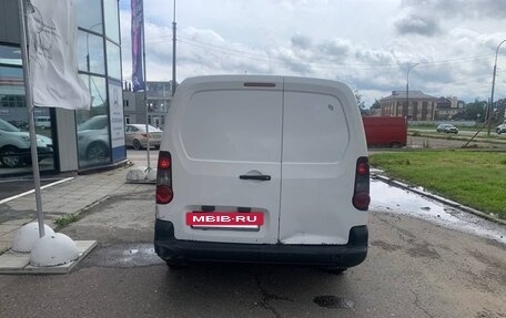 Peugeot Partner II рестайлинг 2, 2013 год, 840 000 рублей, 6 фотография