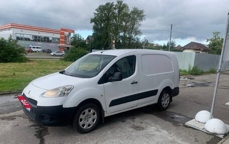 Peugeot Partner II рестайлинг 2, 2013 год, 840 000 рублей, 2 фотография