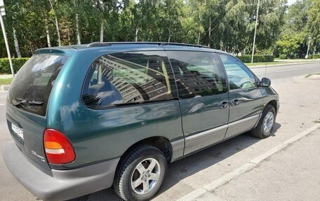 Chrysler Voyager III, 1997 год, 370 000 рублей, 4 фотография