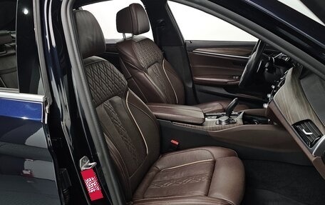 BMW 5 серия, 2019 год, 2 943 000 рублей, 20 фотография