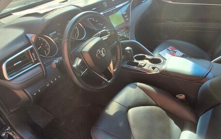 Toyota Camry, 2020 год, 3 000 000 рублей, 15 фотография