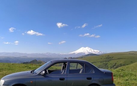 Hyundai Accent II, 2004 год, 350 000 рублей, 1 фотография