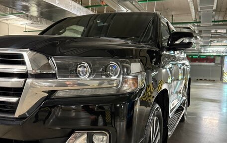 Toyota Land Cruiser 200, 2019 год, 6 800 000 рублей, 6 фотография