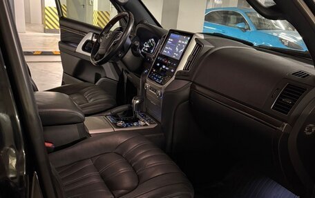 Toyota Land Cruiser 200, 2019 год, 6 800 000 рублей, 9 фотография