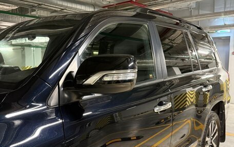 Toyota Land Cruiser 200, 2019 год, 6 800 000 рублей, 8 фотография