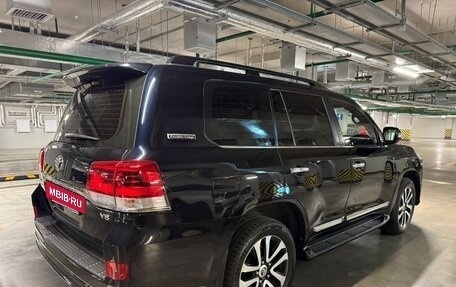Toyota Land Cruiser 200, 2019 год, 6 800 000 рублей, 5 фотография