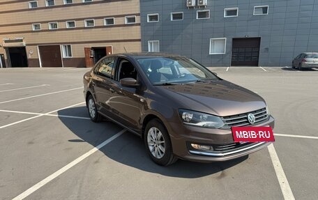 Volkswagen Polo VI (EU Market), 2015 год, 1 100 000 рублей, 4 фотография
