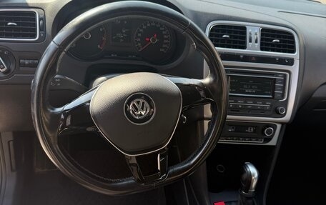 Volkswagen Polo VI (EU Market), 2015 год, 1 100 000 рублей, 11 фотография