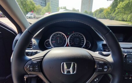 Honda Accord VIII рестайлинг, 2011 год, 900 000 рублей, 11 фотография