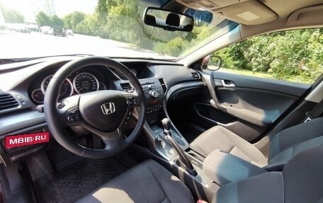 Honda Accord VIII рестайлинг, 2011 год, 900 000 рублей, 12 фотография