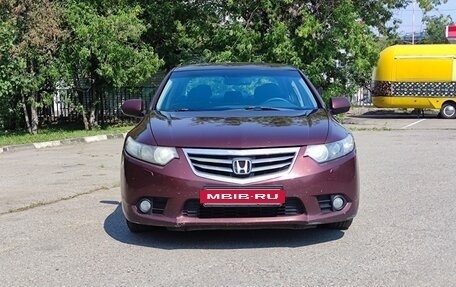 Honda Accord VIII рестайлинг, 2011 год, 900 000 рублей, 2 фотография