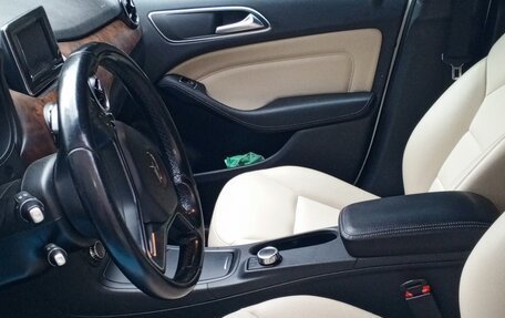 Mercedes-Benz B-Класс, 2013 год, 1 200 000 рублей, 10 фотография