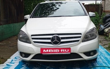 Mercedes-Benz B-Класс, 2013 год, 1 200 000 рублей, 13 фотография