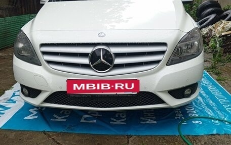 Mercedes-Benz B-Класс, 2013 год, 1 200 000 рублей, 14 фотография