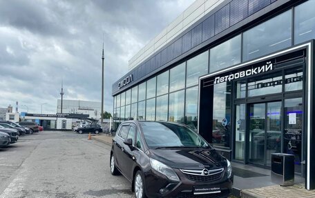 Opel Zafira C рестайлинг, 2013 год, 1 050 000 рублей, 5 фотография