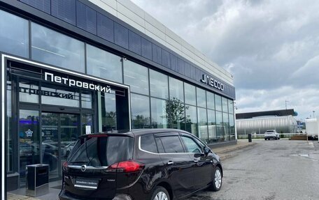 Opel Zafira C рестайлинг, 2013 год, 1 050 000 рублей, 9 фотография