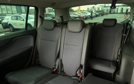 Opel Zafira C рестайлинг, 2013 год, 1 050 000 рублей, 27 фотография