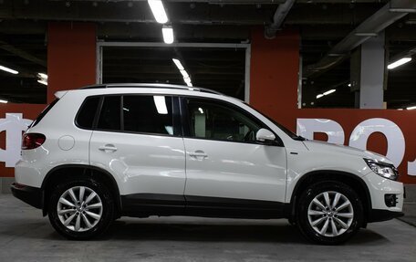 Volkswagen Tiguan I, 2015 год, 1 298 000 рублей, 4 фотография