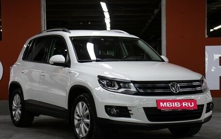 Volkswagen Tiguan I, 2015 год, 1 298 000 рублей, 3 фотография
