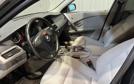 BMW 5 серия, 2005 год, 978 000 рублей, 6 фотография