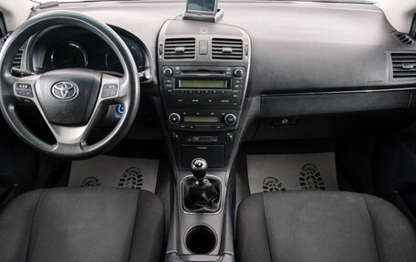 Toyota Avensis III рестайлинг, 2009 год, 1 049 000 рублей, 10 фотография