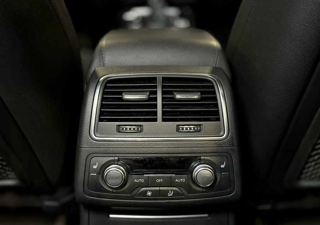 Audi A6 C7 рестайлинг, 2016 год, 2 700 000 рублей, 16 фотография