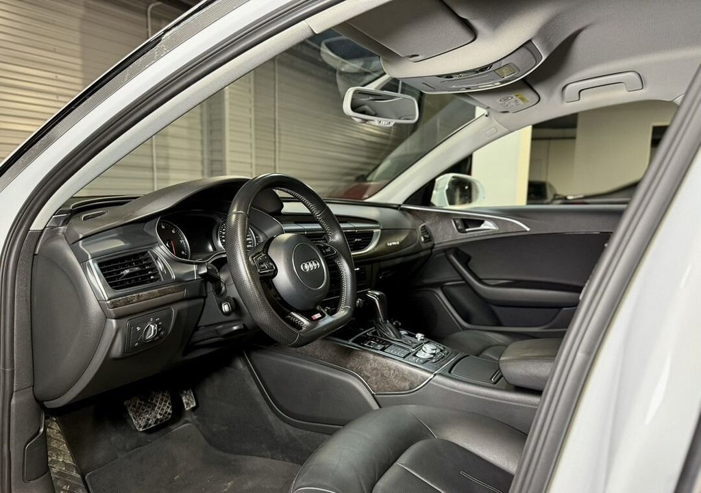 Audi A6 C7 рестайлинг, 2016 год, 2 700 000 рублей, 12 фотография