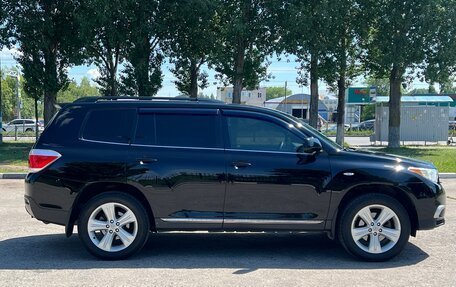 Toyota Highlander III, 2012 год, 1 850 000 рублей, 7 фотография