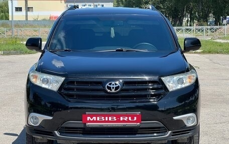 Toyota Highlander III, 2012 год, 1 850 000 рублей, 5 фотография